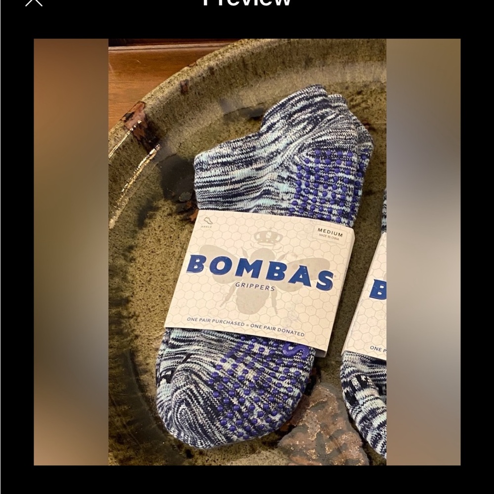 Bombas women’s Patterned Gripper Socks.